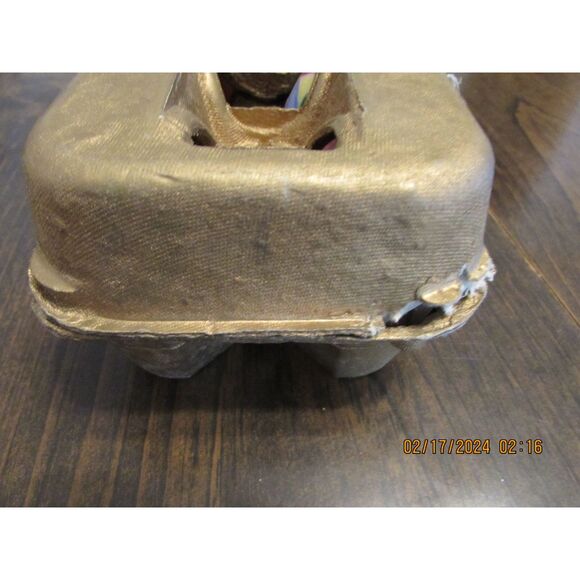 EASTER EGGS CANDLES 6 WITH CARTON 1/2 DOZEN VINTAGE MULTIPLE COLORS BUNNY RABBIT - Picture 5 of 6